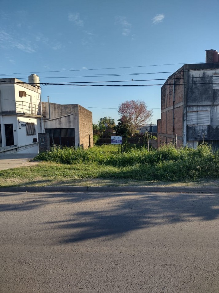 VENTA - TERRENO EN AV. DON BOSCO Y GDOR. MANUEL CRESPO