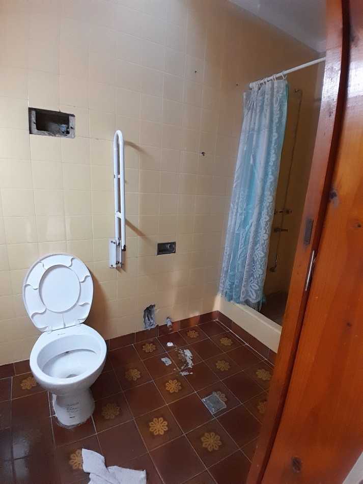 VENTA - CASA A RECICLAR CALLE SAN LUIS 568